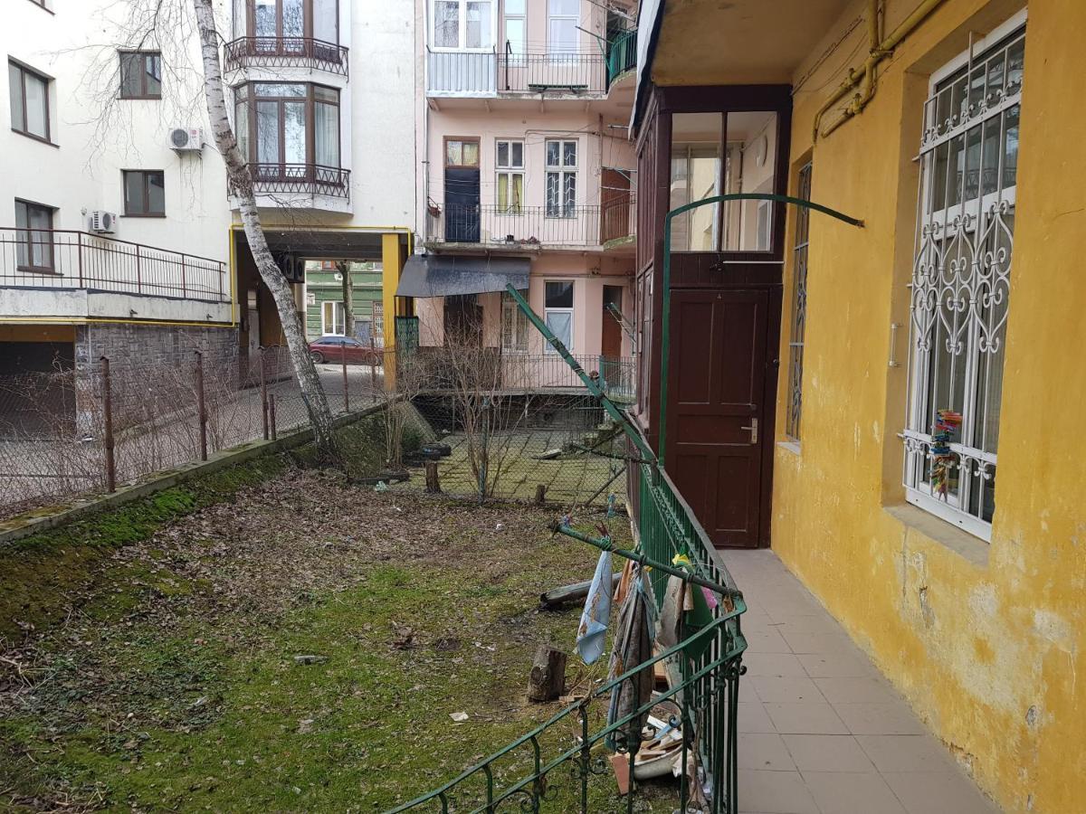Зручна І Комфортна Квартира Недалеко Від Вокзалу І Центру Міста Лвив Екстериор снимка