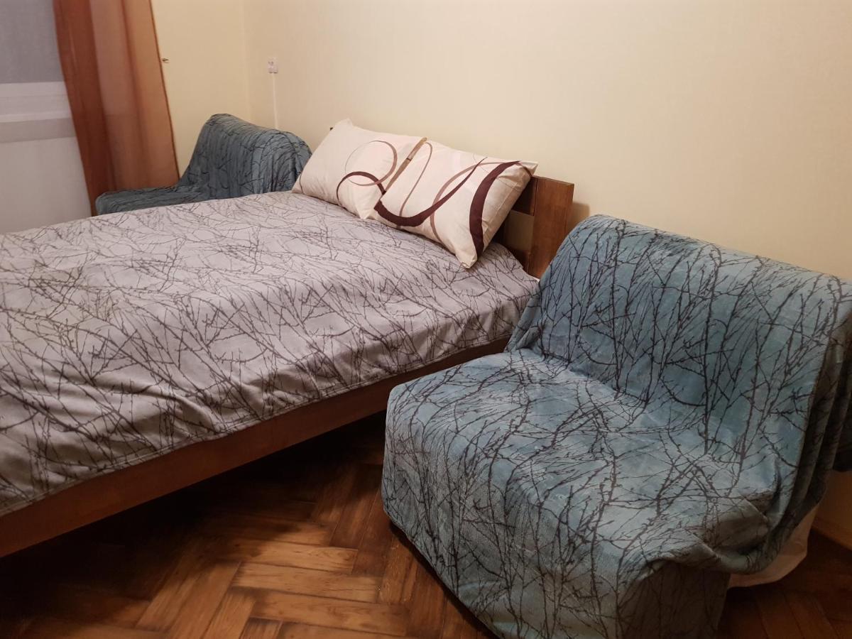 Зручна І Комфортна Квартира Недалеко Від Вокзалу І Центру Міста Лвив Екстериор снимка